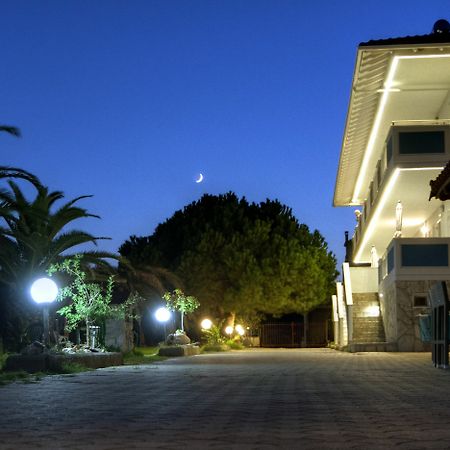 Seaview Aparthotel เนอาโปติไดอา ภายนอก รูปภาพ