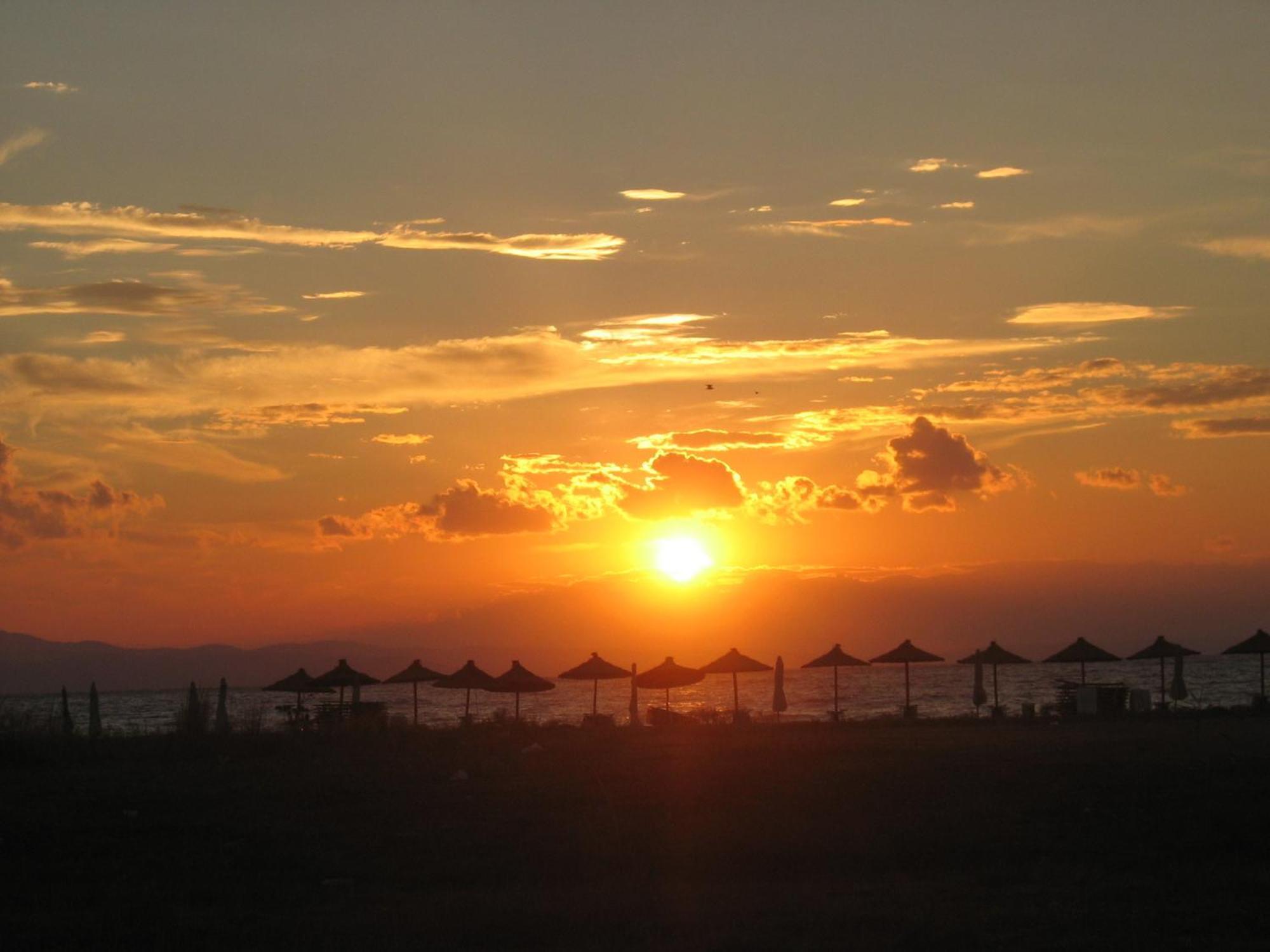 Seaview Aparthotel เนอาโปติไดอา ภายนอก รูปภาพ